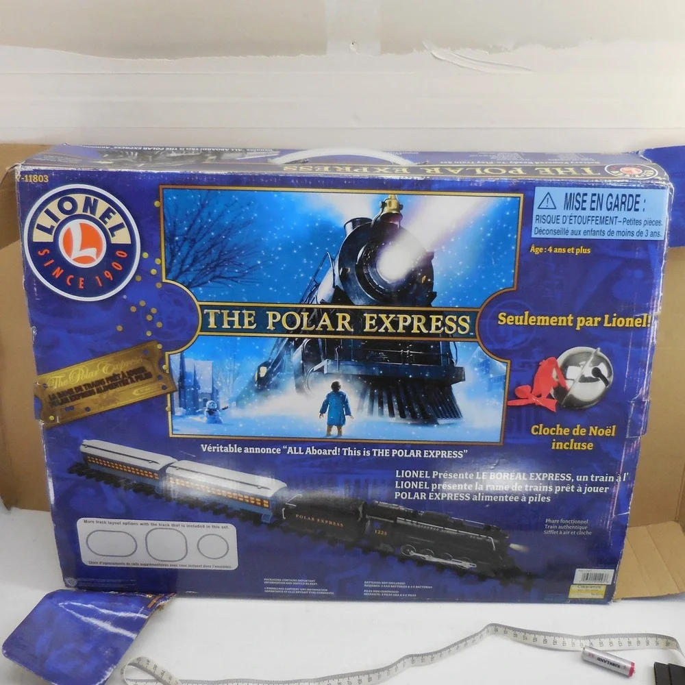 Lionel The Polar Express Battery Powered Ready-to-Play Train Set 7-11803